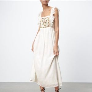 Zara Midi XS white / floral embroidered midi